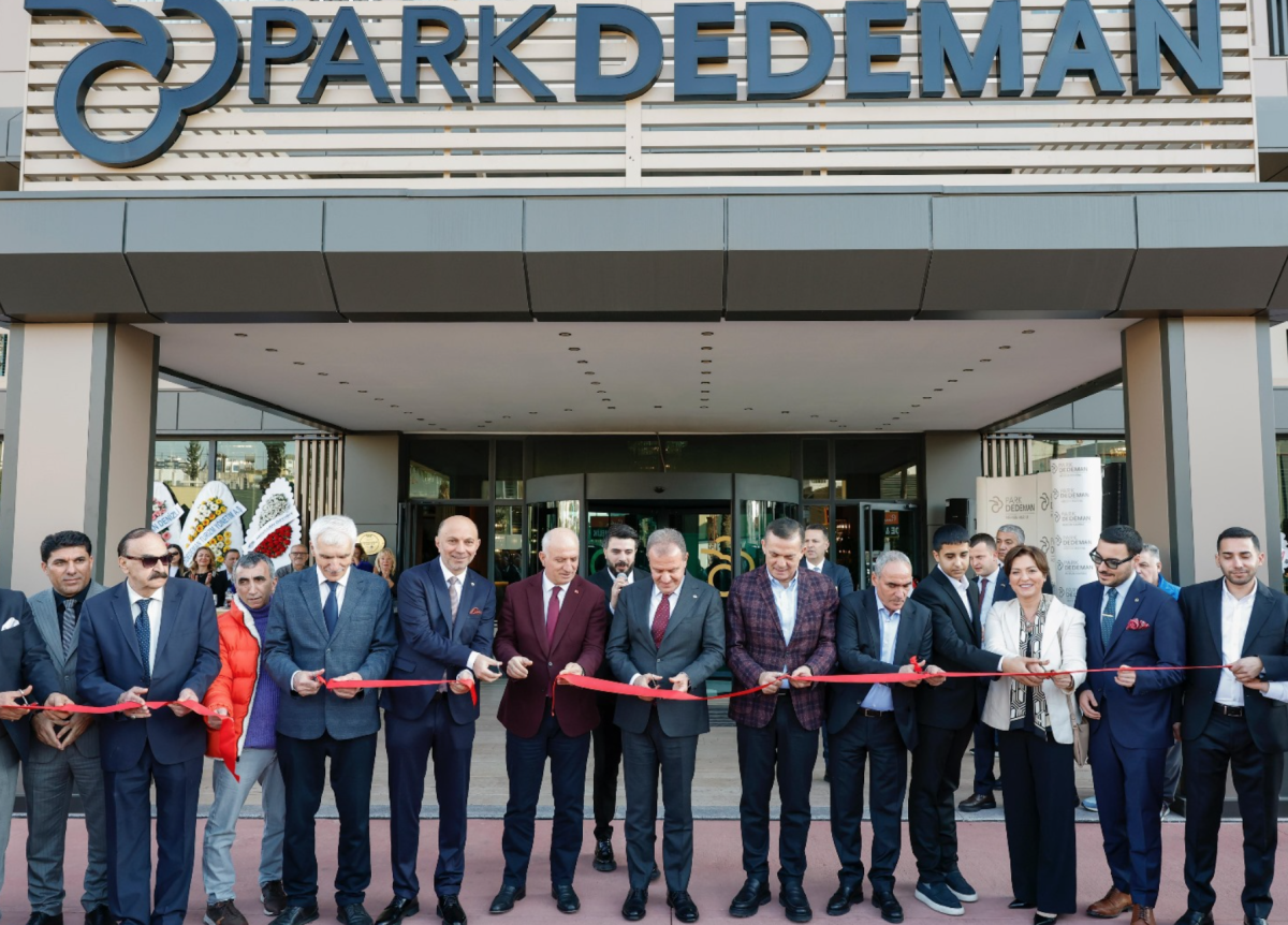 Mersin’in şehir limanında konumlanan Park Dedeman Mersin Marina açıldı